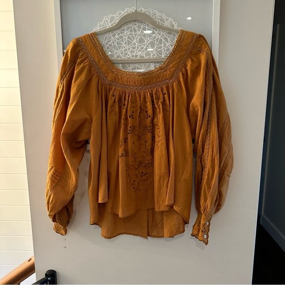 FREE PEOPLE Faraway fields top NWOT - Picture 3 of 8